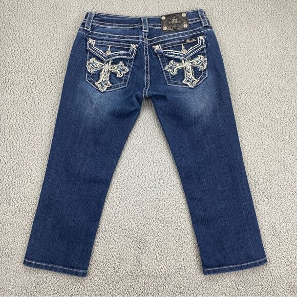 Miss Me Women's Cuffed Capri Thick Stitch Embellished Stretch Jeans | Size: 29 - Picture 5 of 15